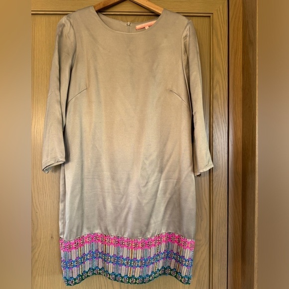 Vilagallo Gold Sheen Acetate Lined Embroidered Hem Dress / EUR 42 / large - Picture 1 of 12